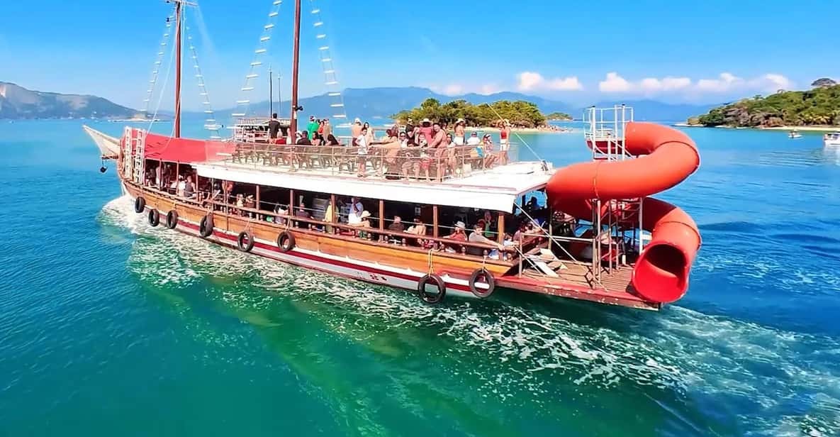 Passeio de Lancha em Angra dos Reis: Ilhas Paradisíacas e Águas Cristalinas